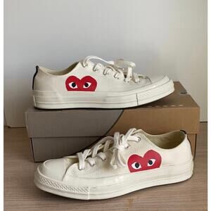 Comme Des Garçons Play x Converse Heart Sneakers- M 8- W 10